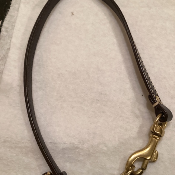 Vintage Coach Wristlet Gold Pattern - Picture 3 of 7